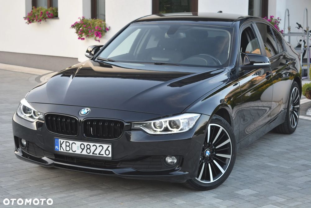 BMW Seria 3 316d Edition M Sport Shadow - 24