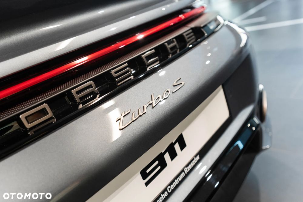 Porsche 911 Turbo S - 39
