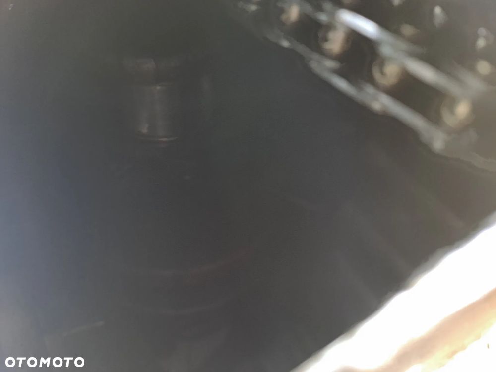 Volkswagen Golf V 1.9 TDi 105KM silnik kod BLS - 18