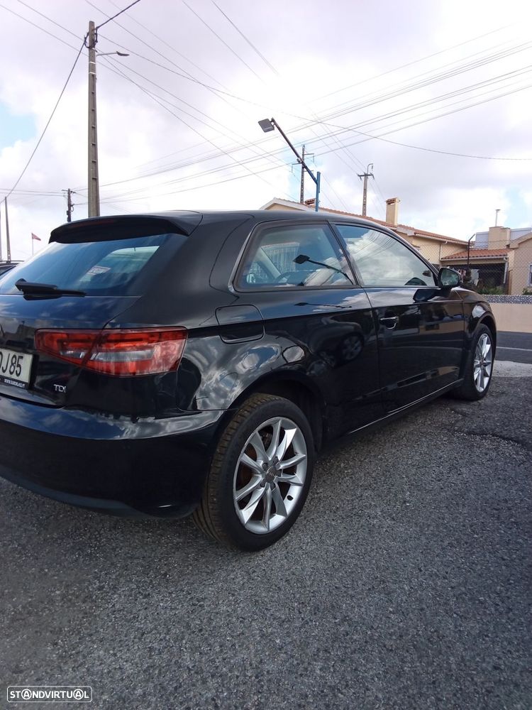 Audi A3 1.6 TDI Advance - 3