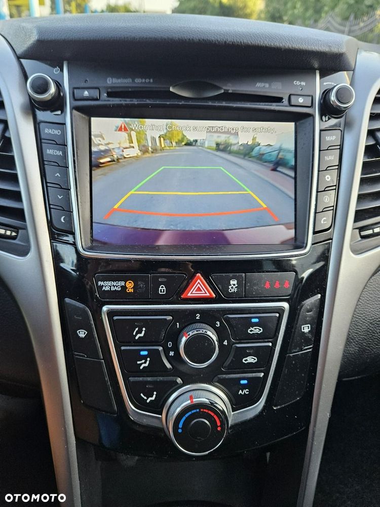 Hyundai i30 - 19