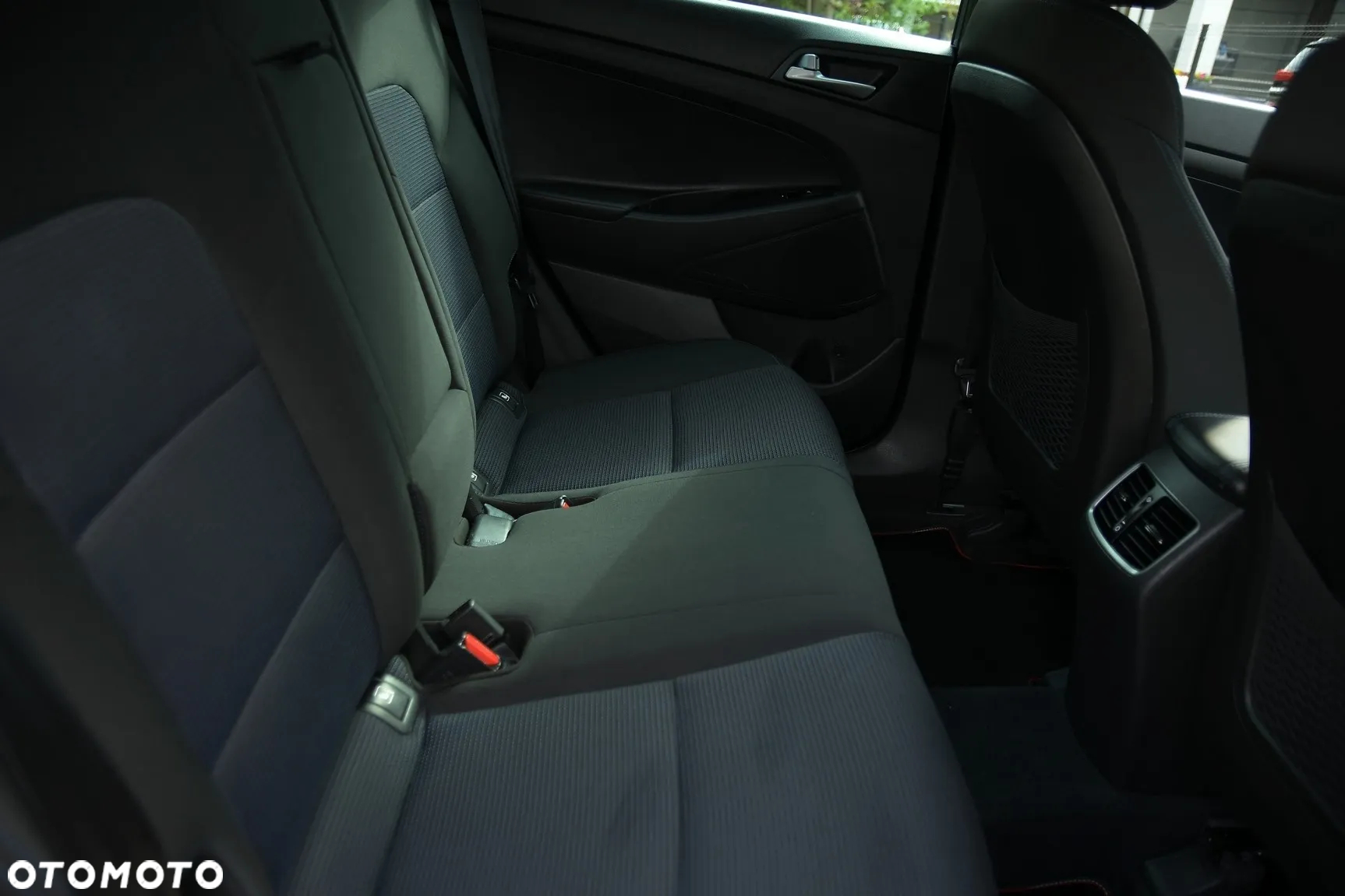 Hyundai Tucson 1.6 Turbo 4WD Premium - 23
