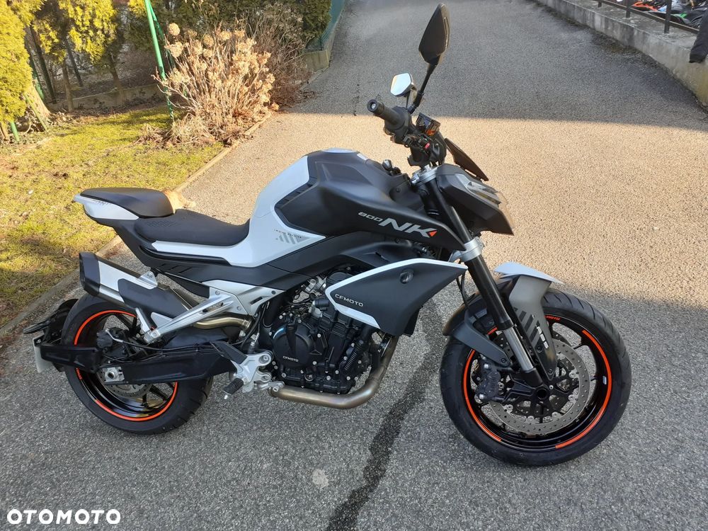 CFMoto 800NK - 1