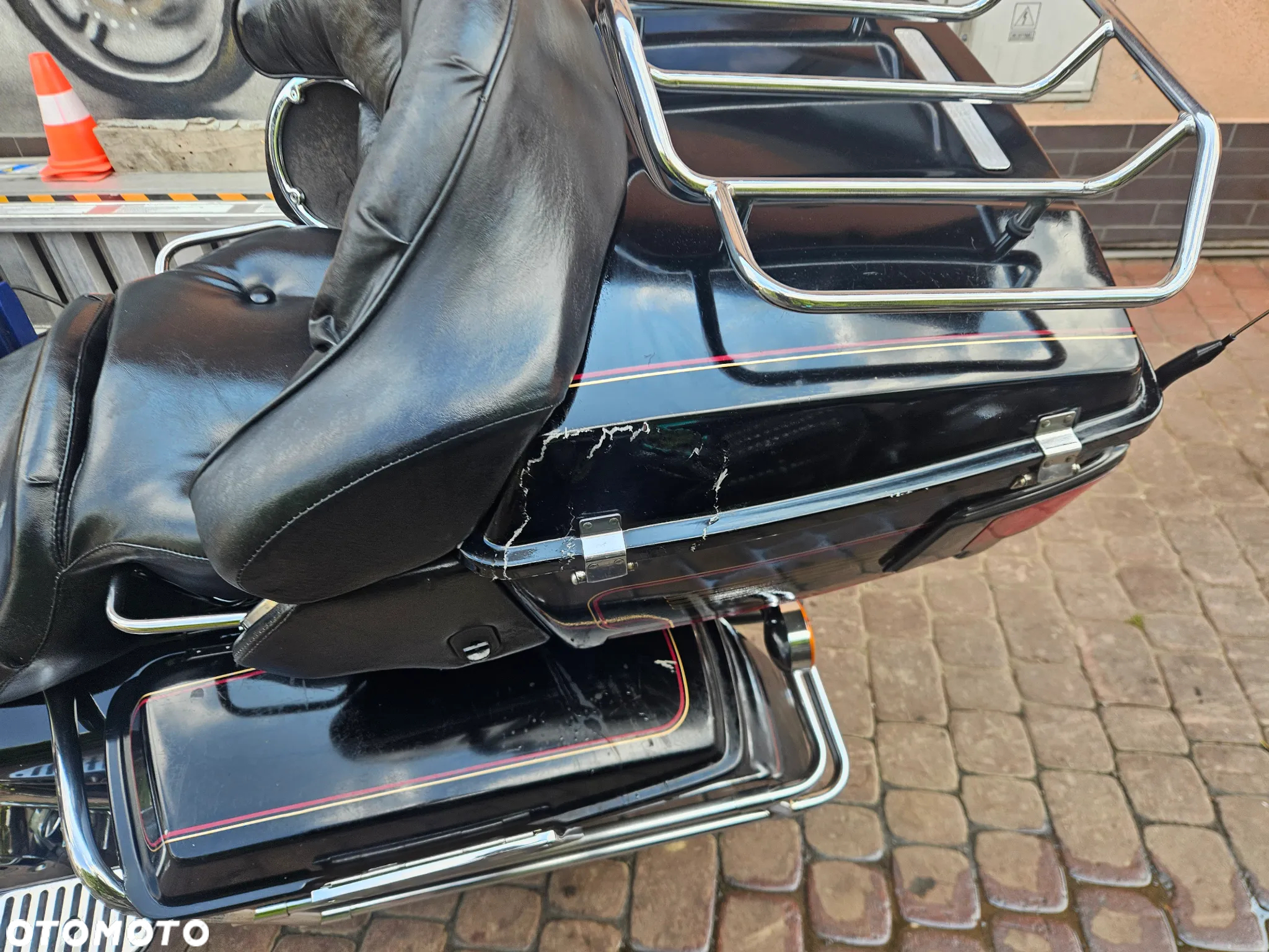 Harley-Davidson Softail Fat Bob - 30