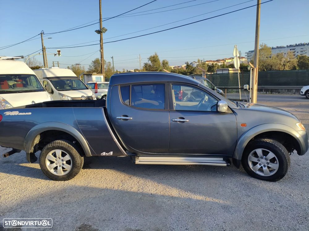 Mitsubishi L200 Pick Up 4x4 Inform Cabine Dupla - 2