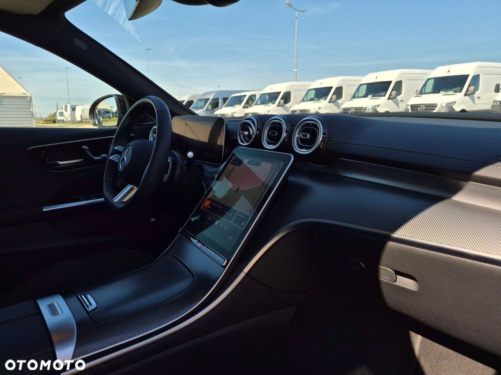 Mercedes-Benz Klasa C 300 de PHEV 4-Matic AMG - 18