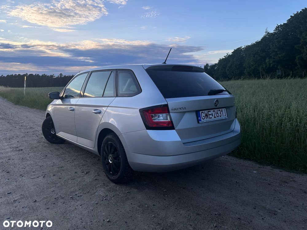 Skoda Fabia 1.2 TSI Ambition - 4