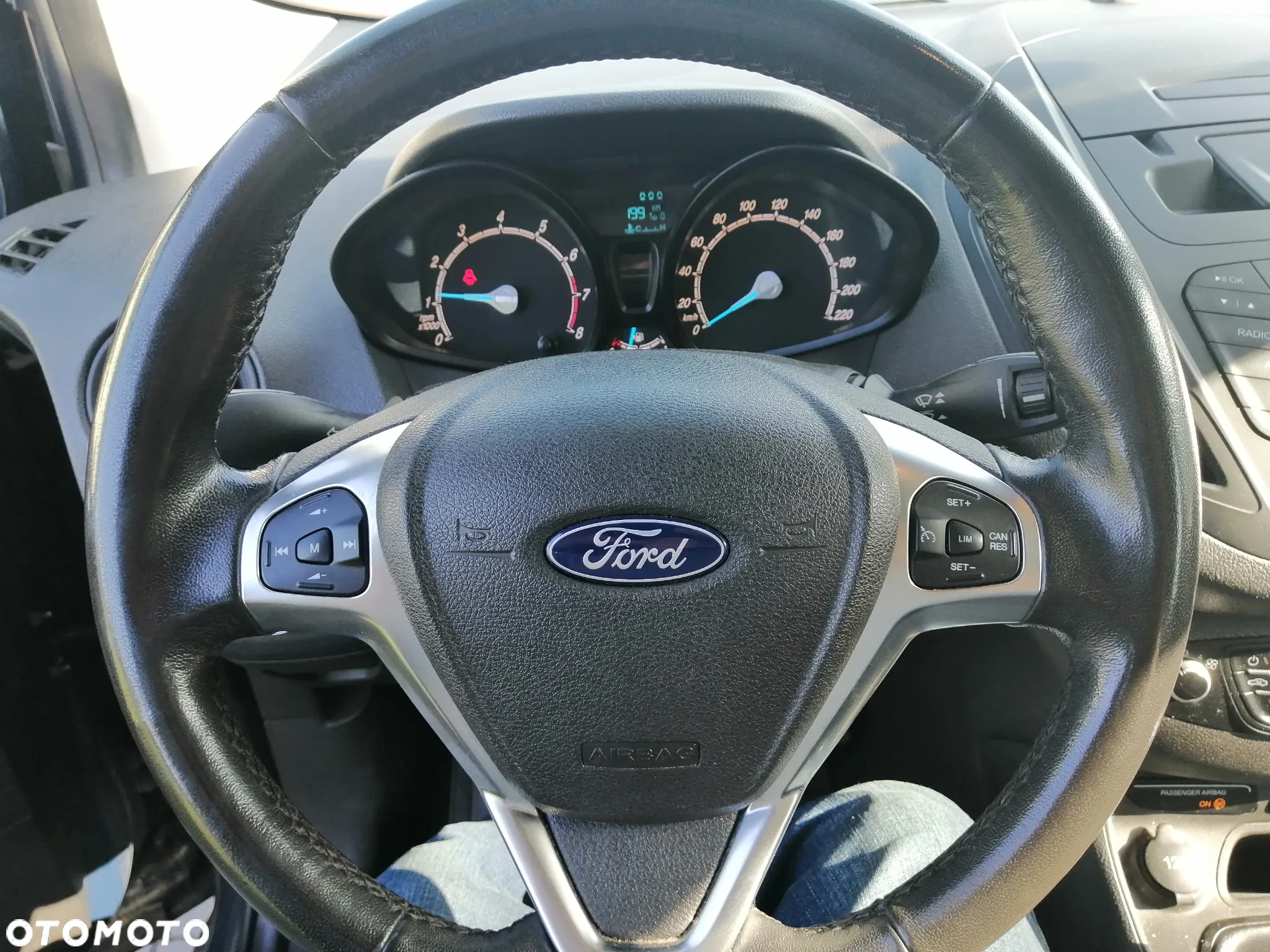 Ford Courier - 15