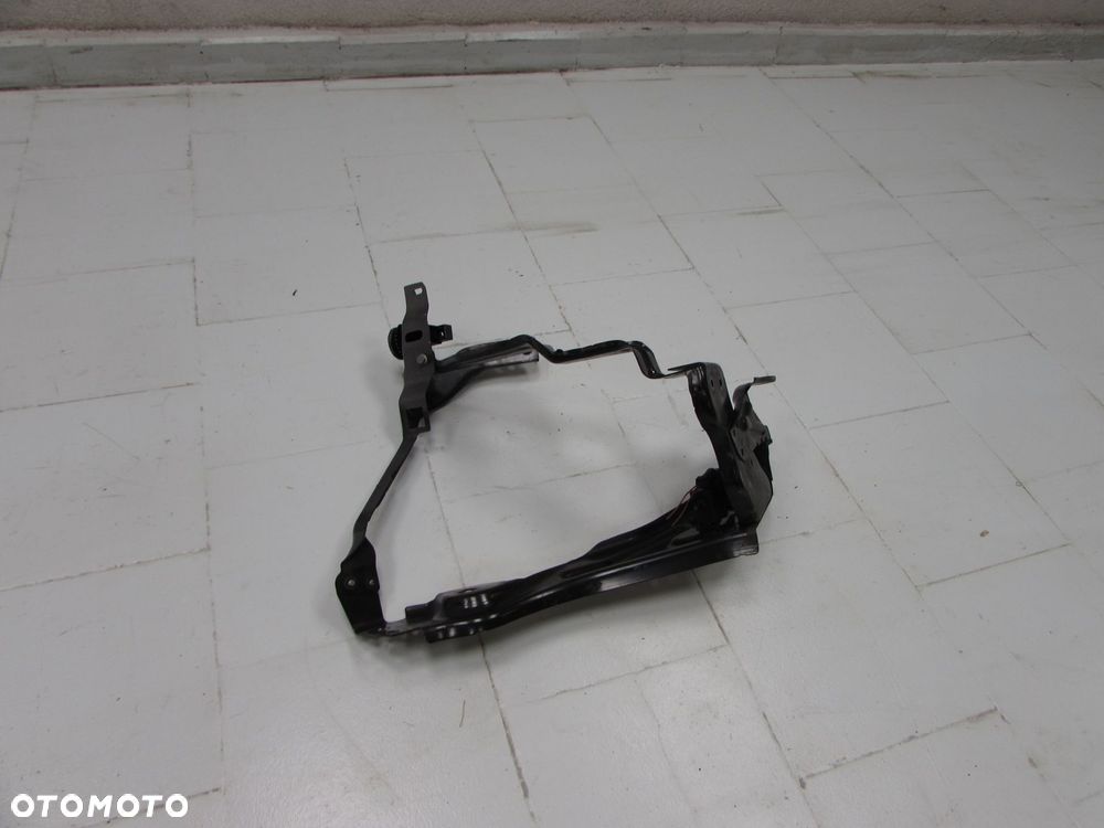 MERCEDES C KLASA W204 LIFT FL 11-14 WZMOCNIENIE CZOLOWE PAS PRZEDNI OKULAR PRAWY 204626045 - 2