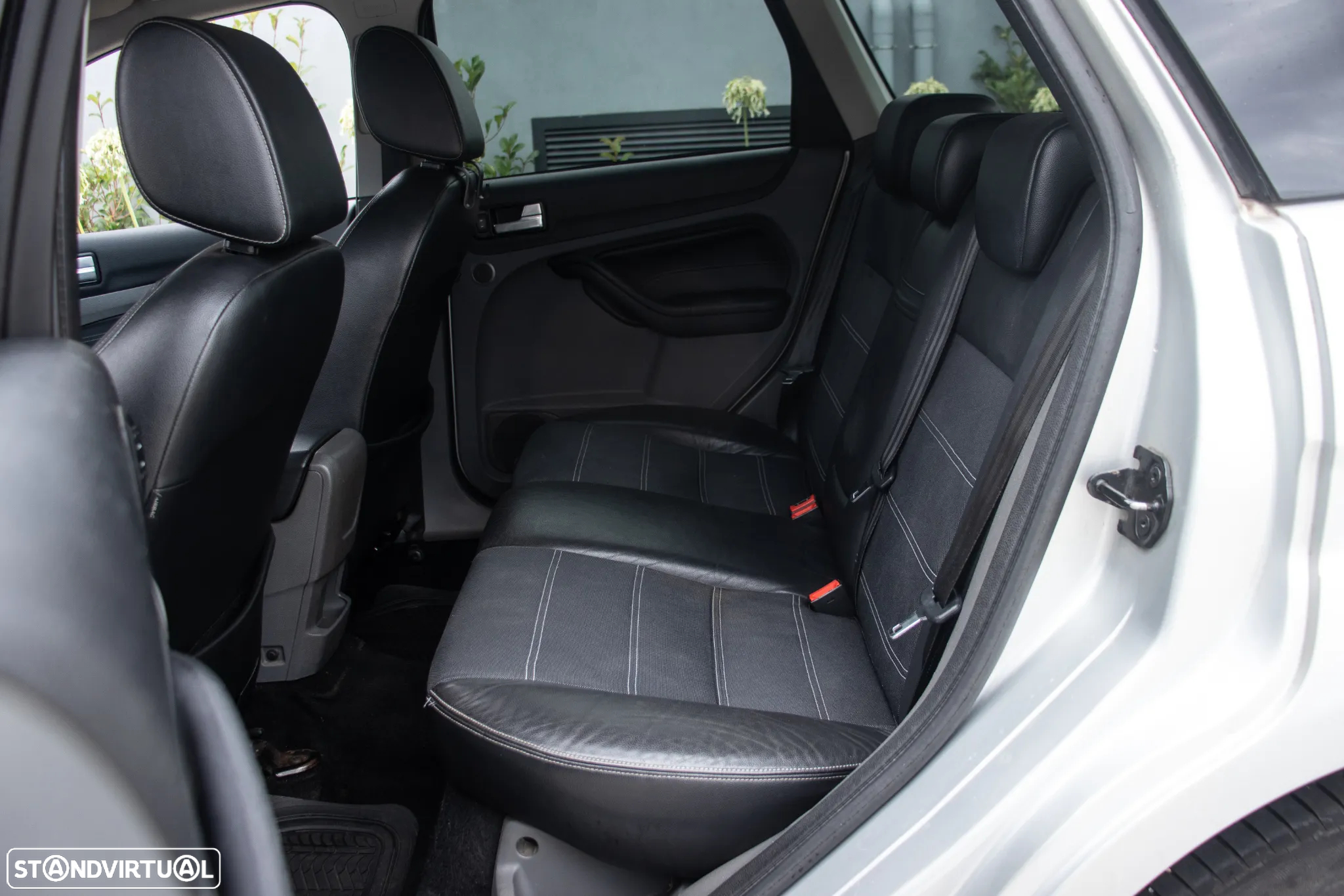 Ford Focus SW 1.6 TDCi Titanium - 9