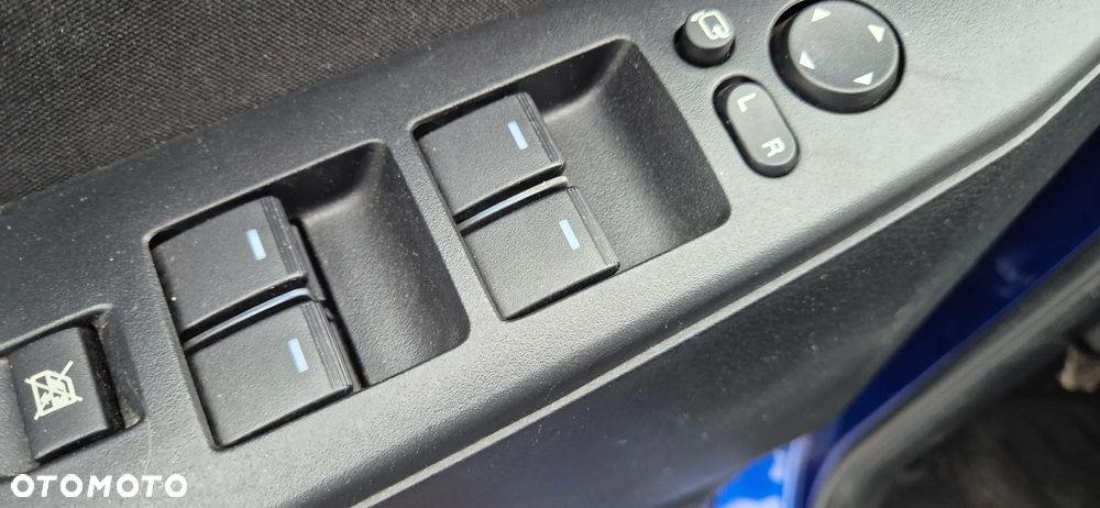 Mazda 3 1.6 16V Exclusive - 22