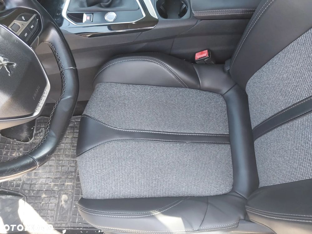 Peugeot 3008 2.0 BlueHDi Allure - 13