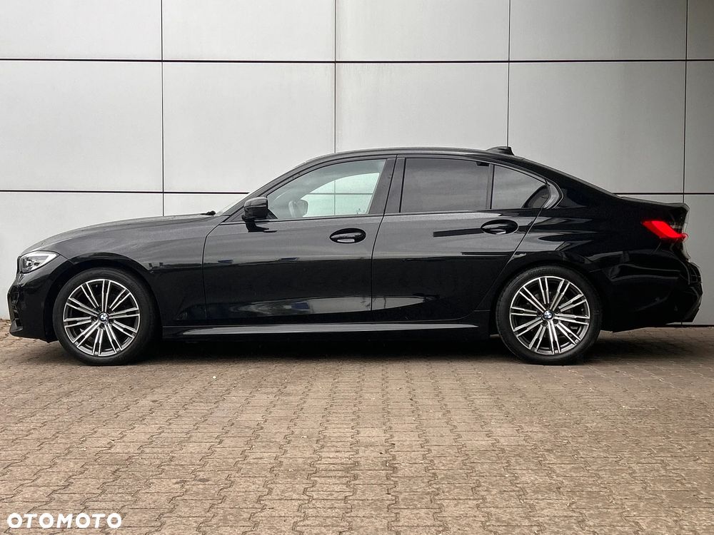 BMW Seria 3 320d xDrive M Sport Shadow sport - 8