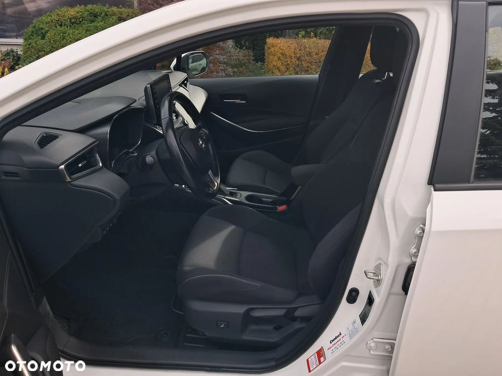 Toyota Corolla ver-1-8-hybrid-comfort - 15