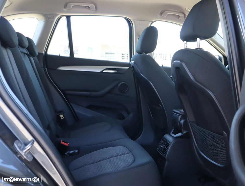 BMW X1 16 d sDrive Auto - 22