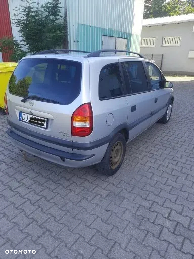 Opel Zafira - 9