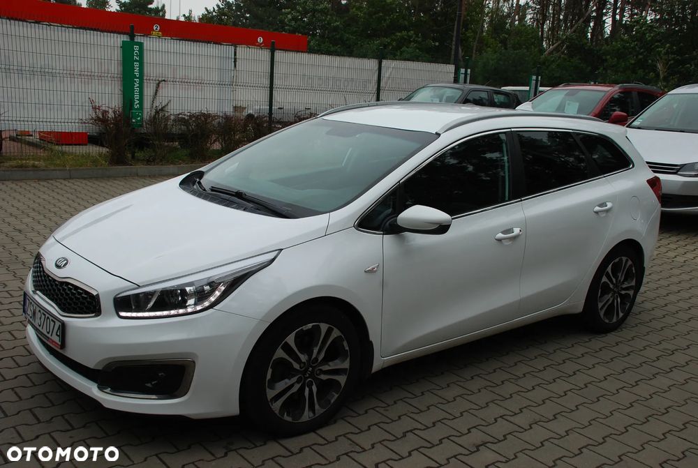 Kia Ceed Cee'd 1.6 CRDi L Business Line DCT - 6