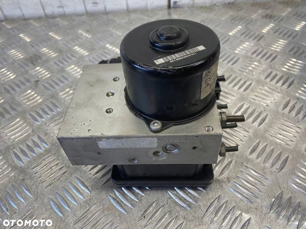POMPA ABS MERCEDES W203 A0054314312 A0345457932 - 9