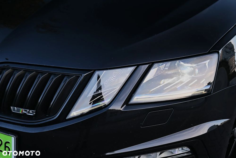 Skoda Octavia 2.0 TSI RS DSG - 15