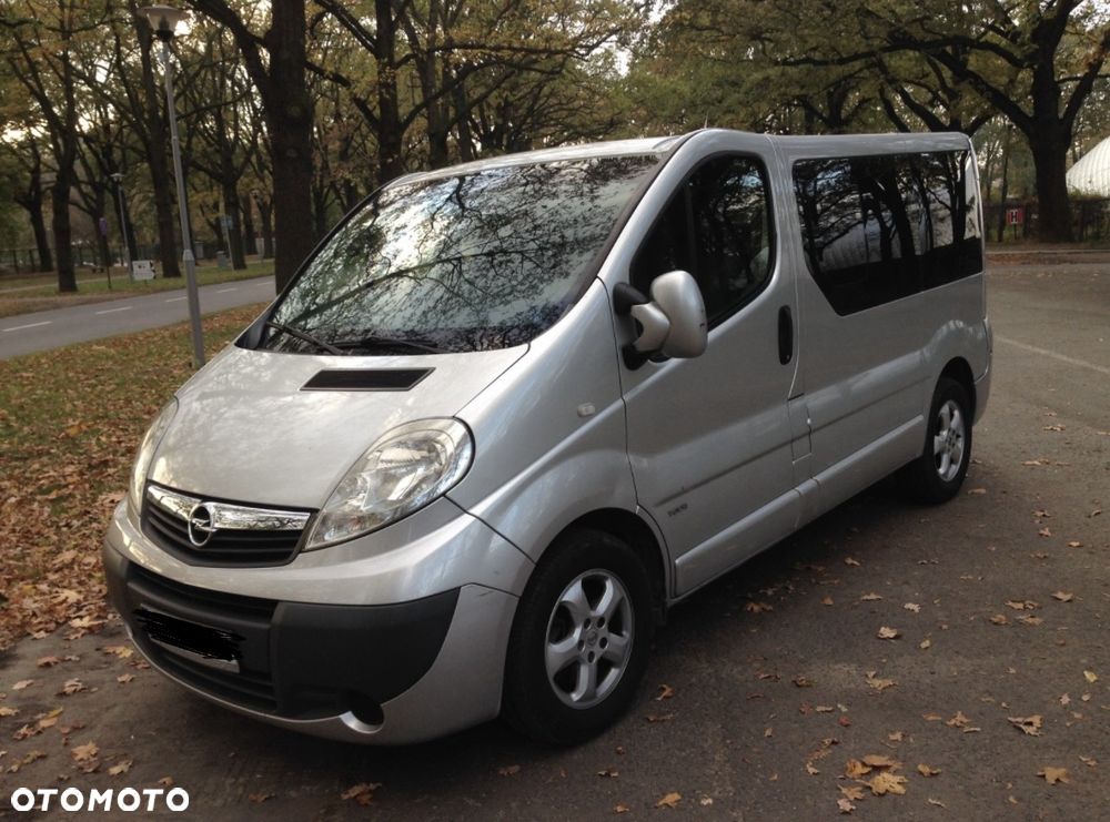 Opel Vivaro - 1