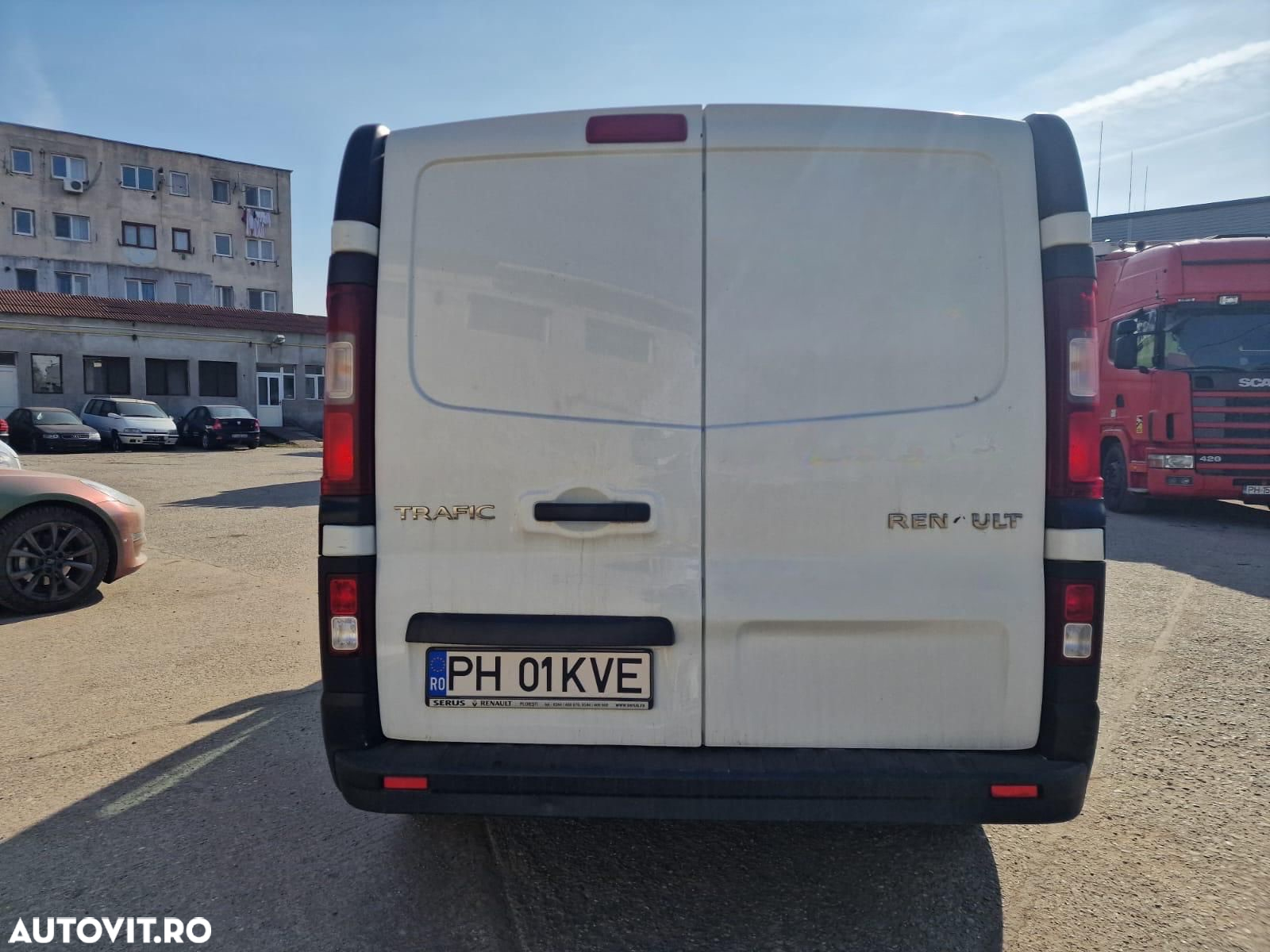 Renault Trafic Combi L2H1 1.6 dCi TT 120 7+1 Expression - 3
