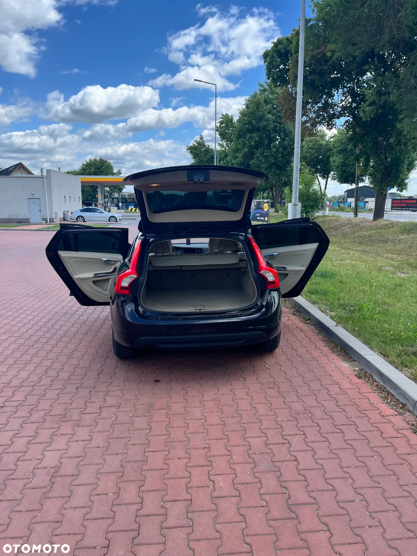 Volvo V60 D3 Geartronic Summum - 3