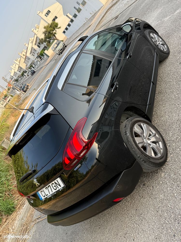 Peugeot 2008 PureTech 82 Urban Move - 9