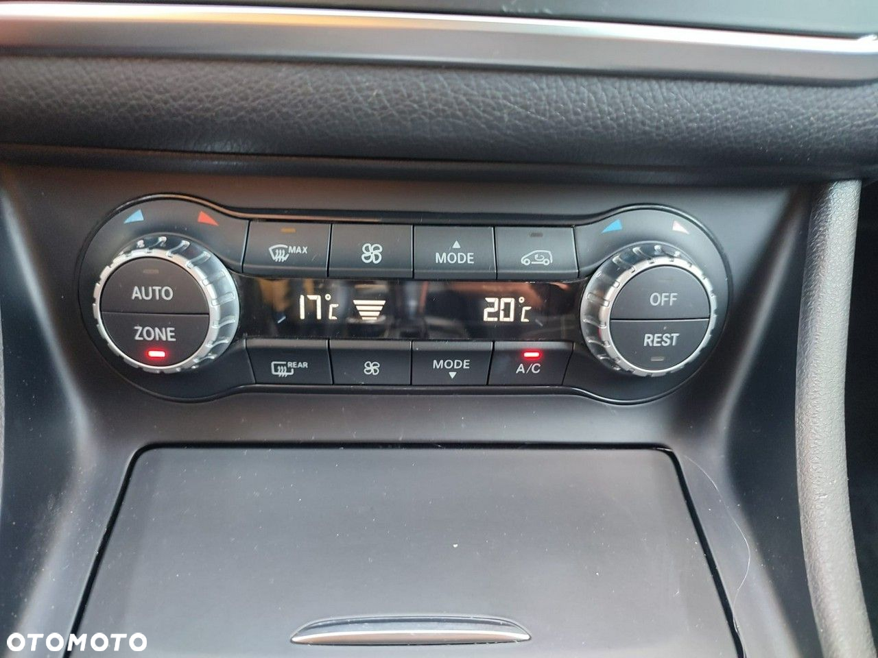 Mercedes-Benz GLA 200 - 6