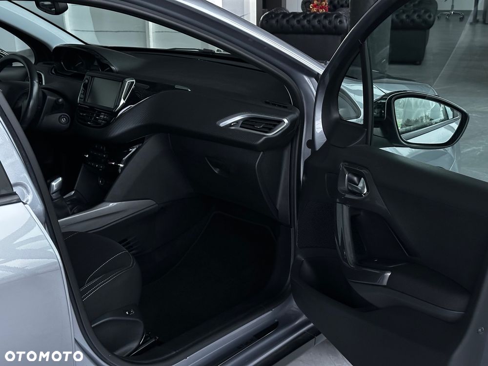 Peugeot 2008 1.6 BlueHDi Style - 20