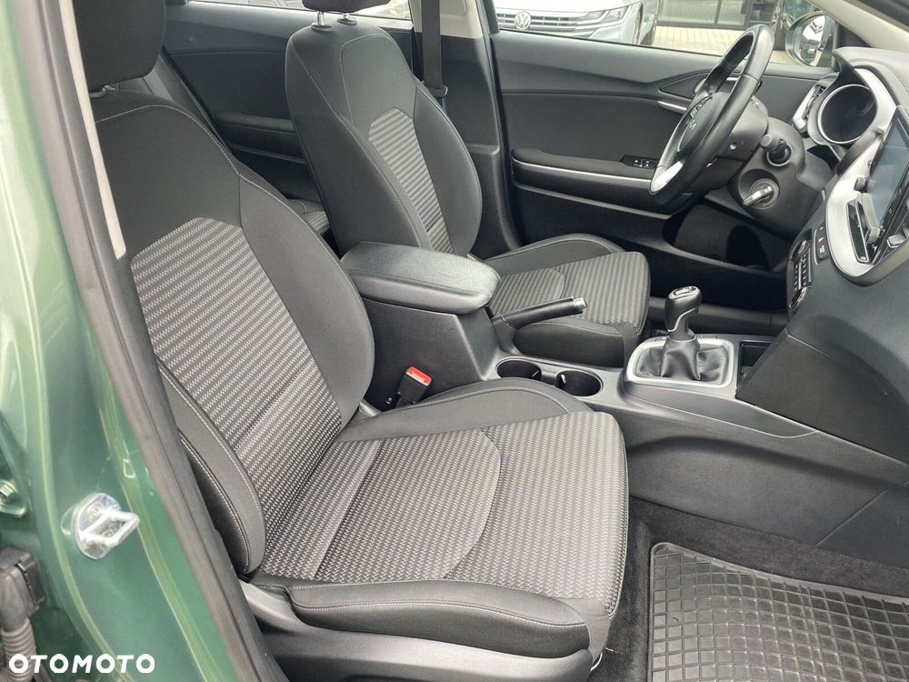 Kia Ceed - 14