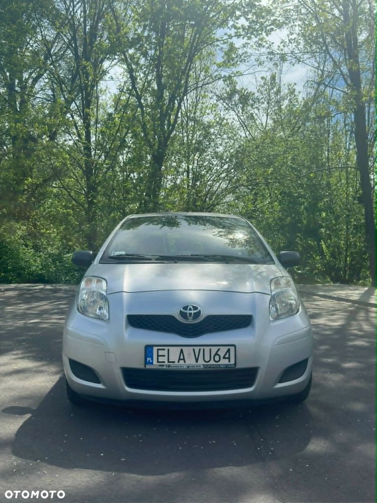 Toyota Yaris - 1