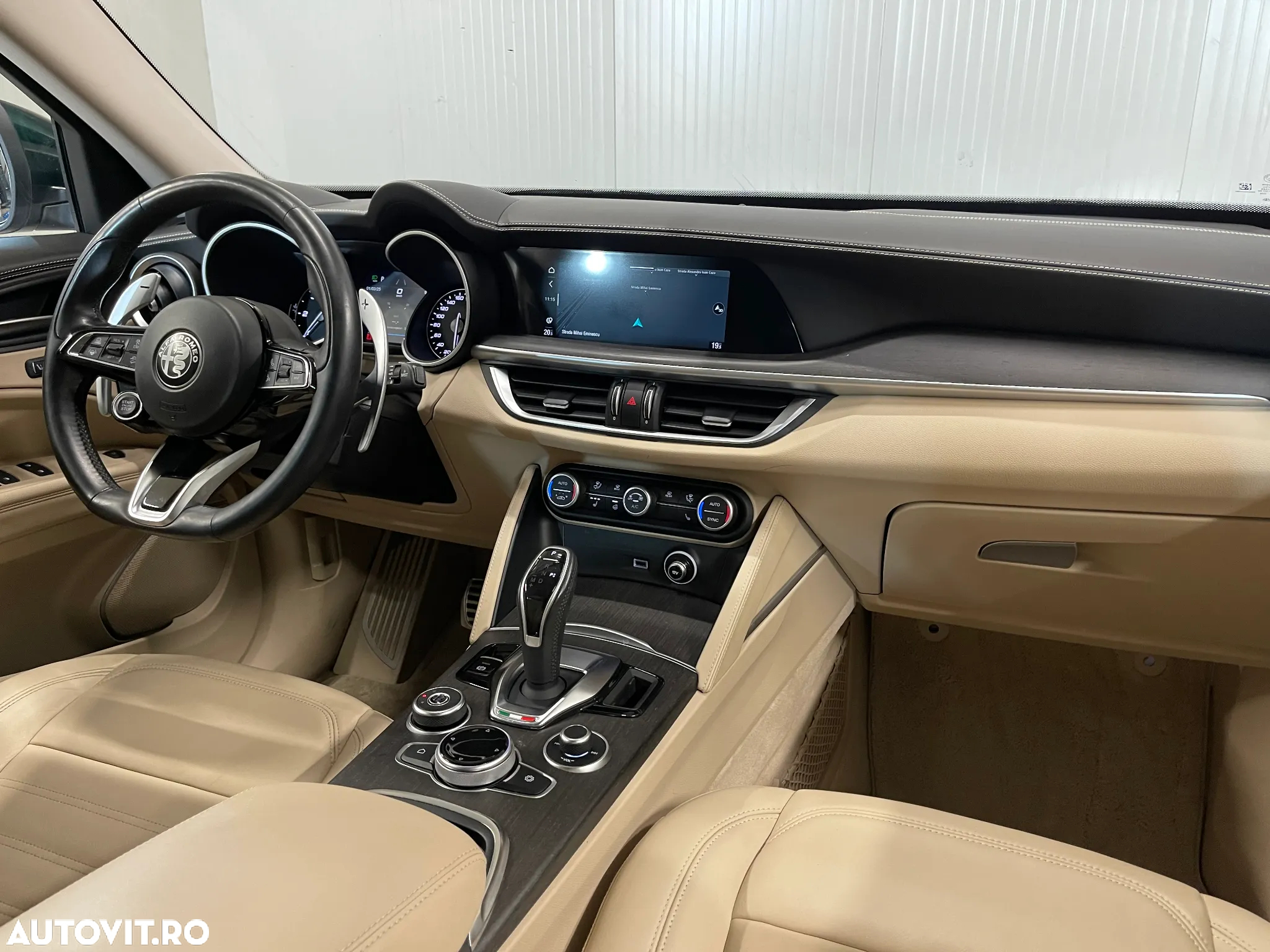 Alfa Romeo Stelvio 2.2 Diesel 16V AT8 Q4 Ti - 8