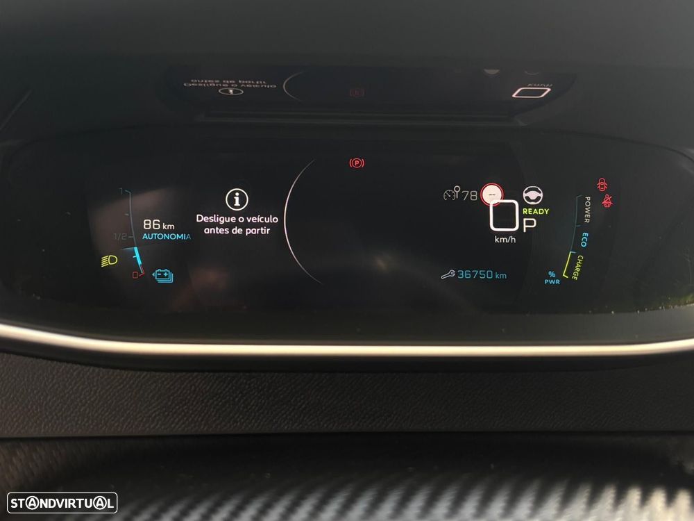 Peugeot e-2008 50 kWh GT - 27