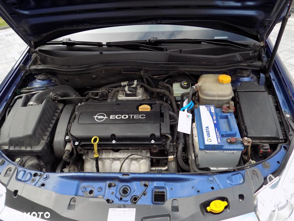 Opel Astra 1.6 Catch me - 29