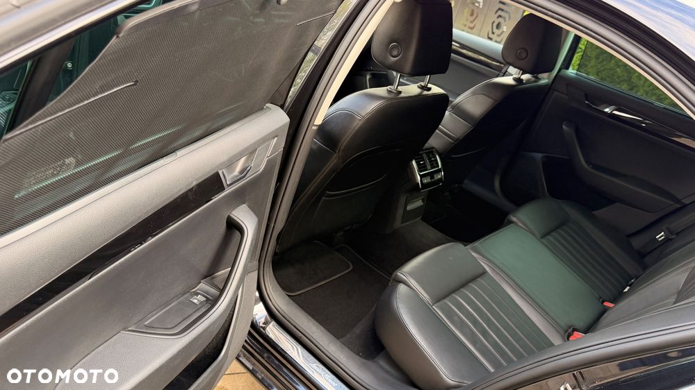 Skoda Superb 2.0 TDI L&K DSG - 12
