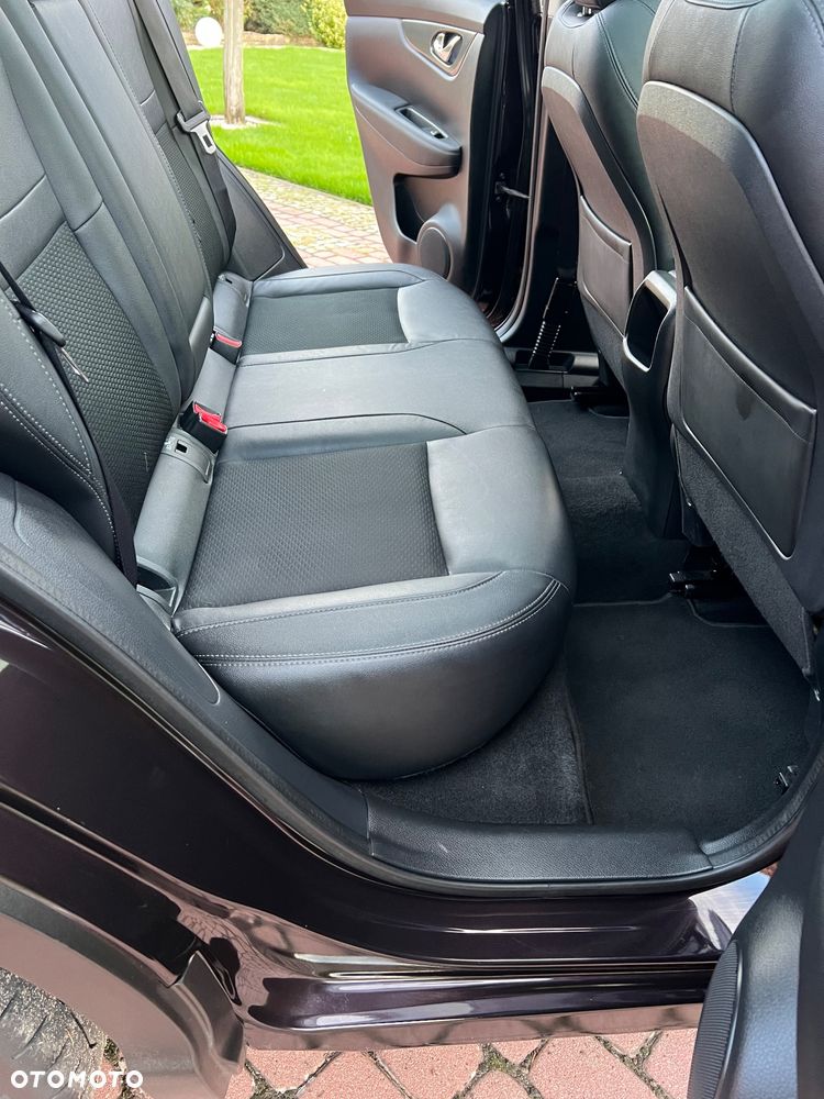 Nissan Qashqai 1.6 DIG-T Tekna - 11