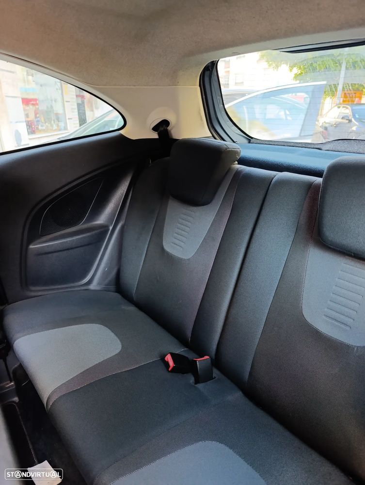 Ford KA 1.3 TDCi Titanium - 6