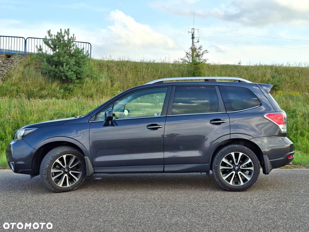 Subaru Forester 2.0 XT Platinum Lineartronic - 26