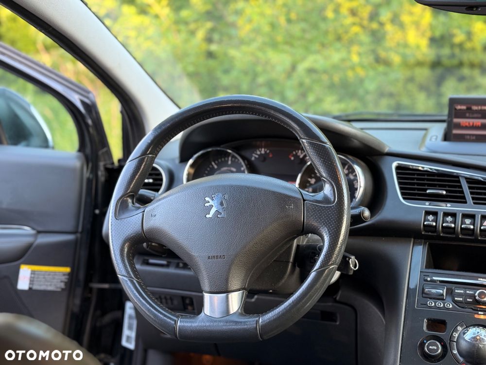 Peugeot 3008 1.6 HDi Premium - 23
