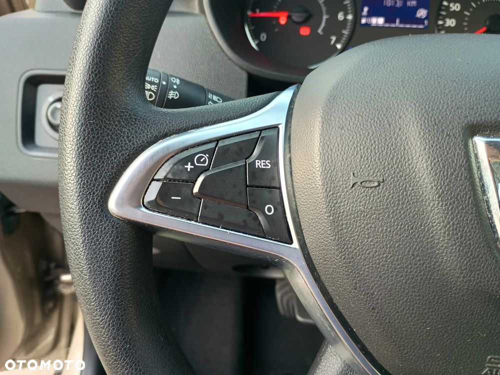 Dacia Duster SCe 115 2WD Prestige - 38