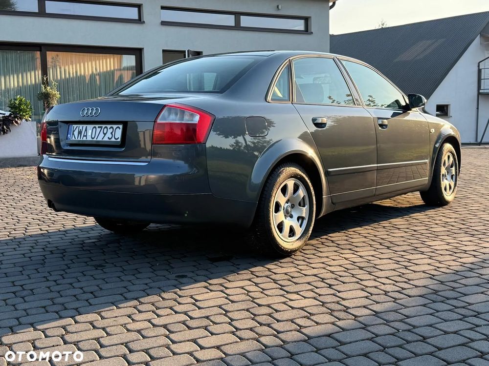 Audi A4 Limousine 2 - 4