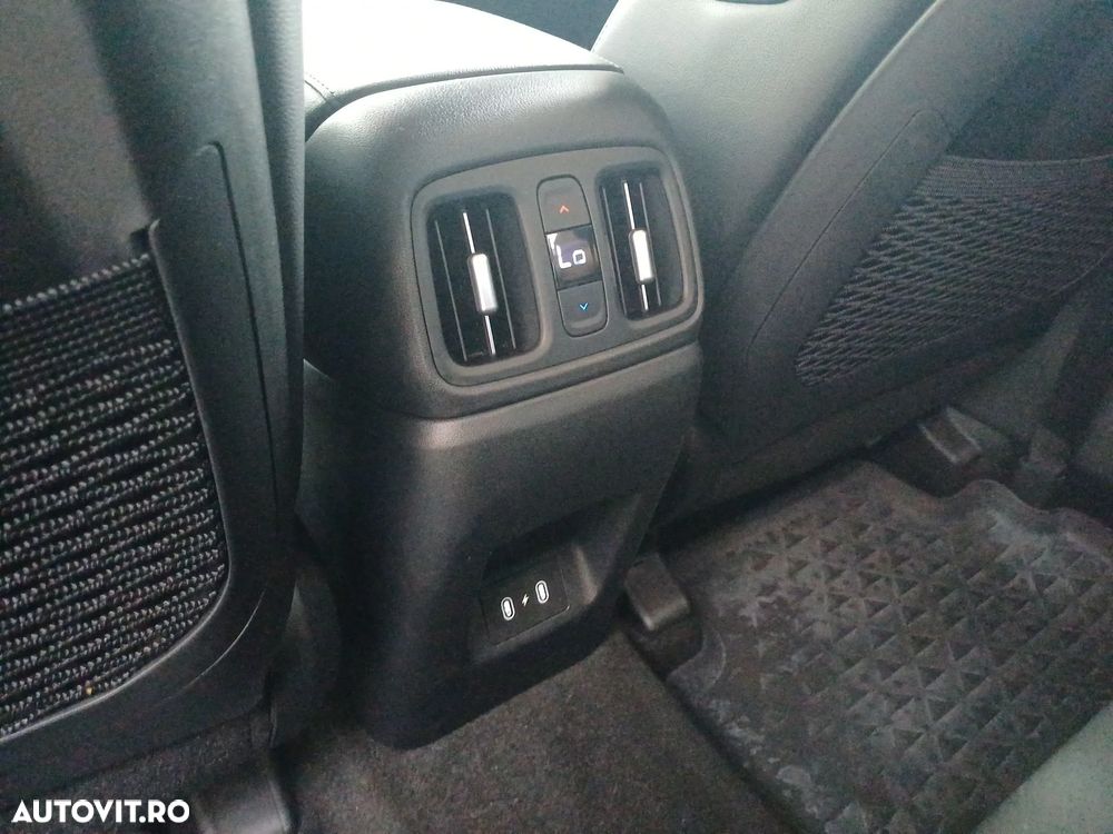 Hyundai Tucson 1.6 l 215 CP 4WD 6AT HEV Luxury - 24