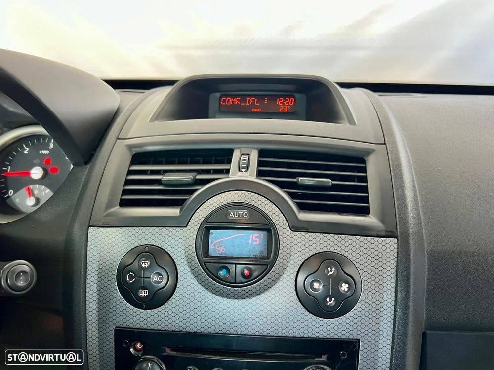 Renault Mégane Break 1.5 dCi Privilège - 17