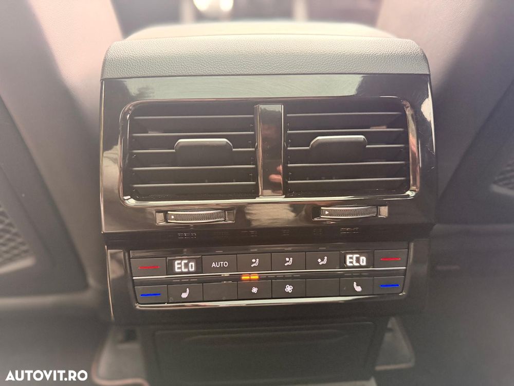 Volkswagen Touareg 3.0 V6 TDI 4Motion DPF Automatik One Million - 28