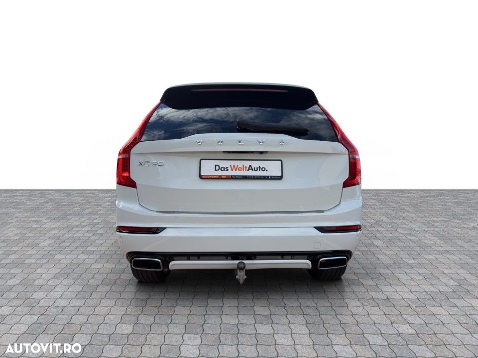 Volvo XC 90 - 5