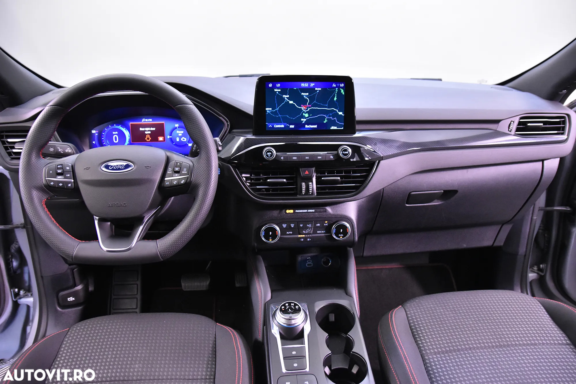 Ford Kuga - 9
