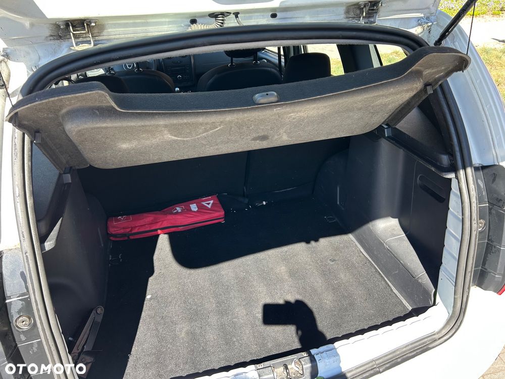 Dacia Duster 1.6 SCe Access S&S - 14