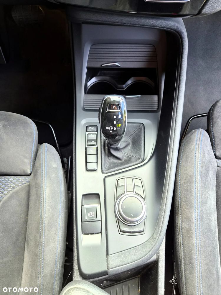 BMW X1 sDrive18d Advantage sport - 27