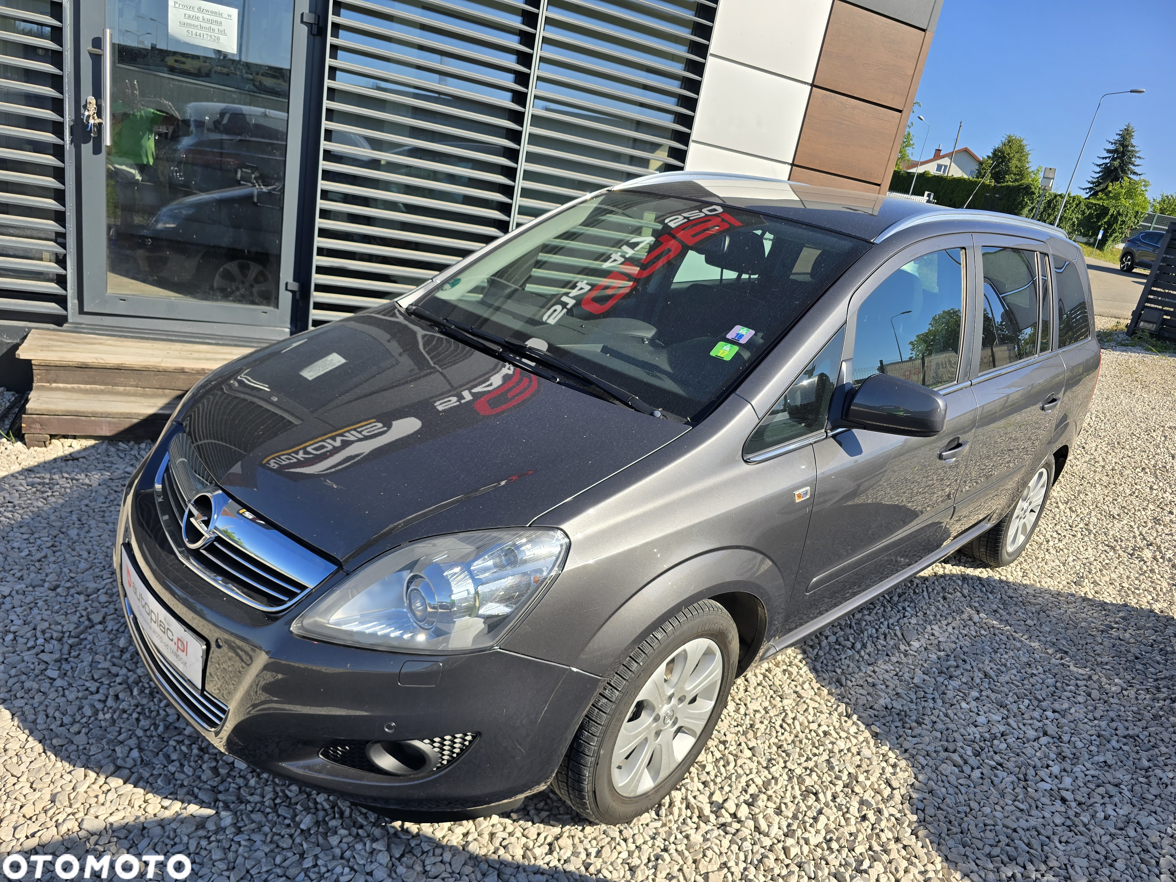 Opel Zafira 1.8 Cosmo EU5 - 13