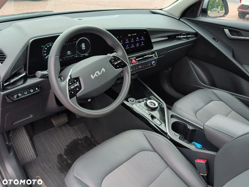 Kia Niro 1.6 GDI Hybrid Business Line - 10